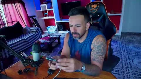 elfetas online show from February 22, 10:00 pm