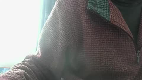 Snapshot of elfyonee chatting on March 11, 3:34 pm elfyonee online show from March 11, 3:34 pm