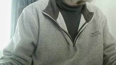 Snapshot of elfyonee chatting on February 11, 9:53 am elfyonee online show from February 11, 9:53 am