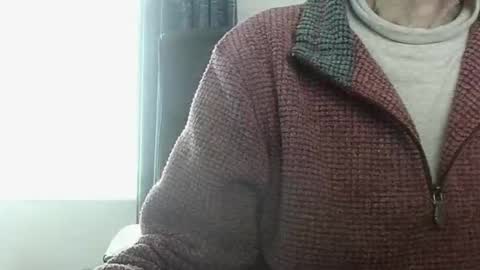 Snapshot of elfyonee chatting on January 5, 9:15 am elfyonee online show from January 5, 9:15 am