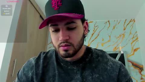 Elian online show from February 10, 3:39 pm