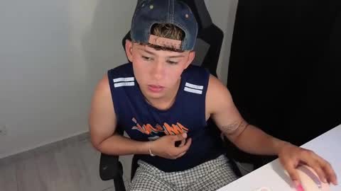 elias online show from March 4, 11:22 pm