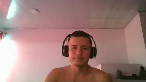 elkinjose182112 online show from April 19, 5:56 pm