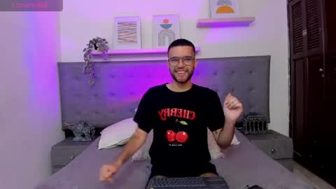 ELLIOT  online show from June 22, 4:55 pm
