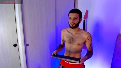elliot_flame1 online show from August 9, 2:19 am