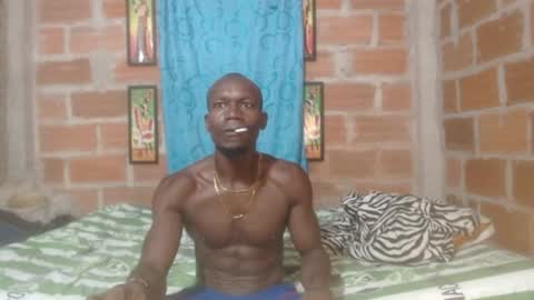 elmiltonnjakee online show from July 13, 7:32 am
