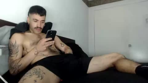 elputoquetegusta online show from July 9, 1:54 am