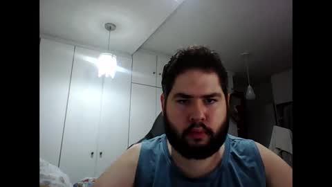 embarrassed_str8_3incher online show from April 18, 8:53 pm