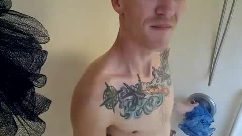 Snapshot of emboad7575 chatting on December 25, 4:43 pm Adam online show from December 25, 4:43 pm