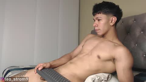 emile_239 online show from January 3, 1:48 am