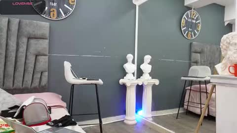 Emilio online show from March 14, 11:39 am