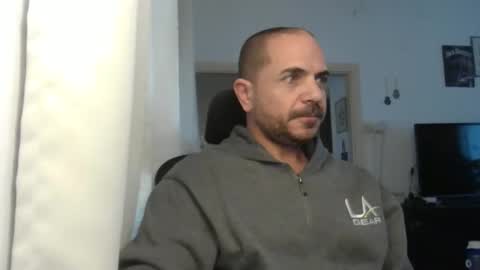 Ariel online show from February 18, 5:38 am