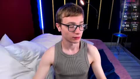 Emmit online show from July 15, 8:59 pm