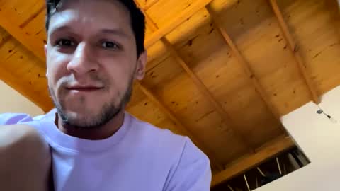 EMO online show from November 10, 5:40 pm