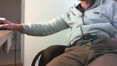 Snapshot of endearment115 chatting on December 8, 2:09 pm endearment115 online show from December 8, 2:09 pm