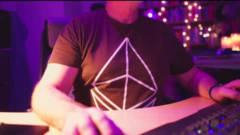 uk online show from January 4, 12:59 am