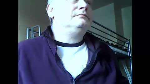 englishguysurrey online show from January 11, 9:15 am