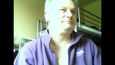 englishguysurrey online show from March 9, 12:20 pm