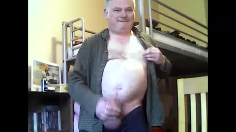 englishguysurrey online show from February 10, 2:37 pm