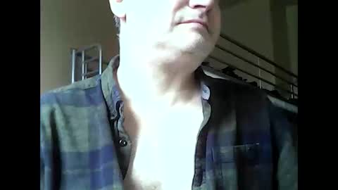 englishguysurrey online show from February 7, 1:32 pm