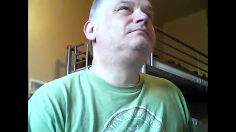 englishguysurrey online show from September 9, 6:13 am