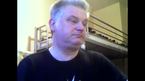 englishguysurrey online show from January 1, 8:45 am