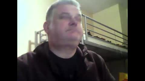 englishguysurrey online show from January 14, 5:06 pm