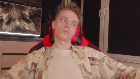 Enker online show from January 18, 7:49 pm