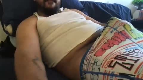 Snapshot of epicnutsz chatting on January 8, 5:37 pm epicstrokesz online show from January 8, 5:37 pm