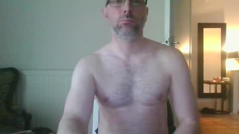 eric334418 online show from January 19, 12:29 pm