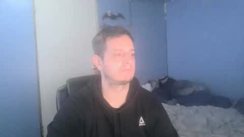 ericfortier123 online show from November 23, 7:47 pm