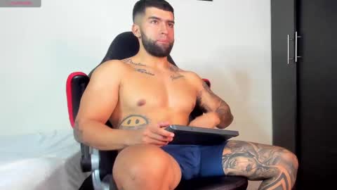 Snapshot of erick_blake_ chatting on September 18, 4:58 am my   online show from September 18, 4:58 am