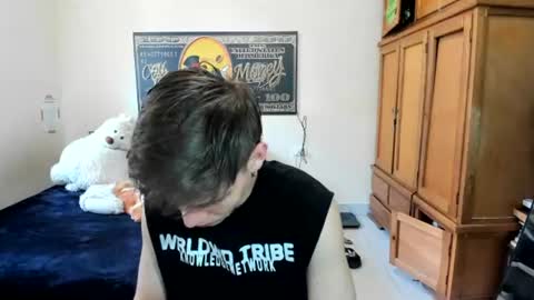 erick_de_rossee online show from June 23, 7:06 pm