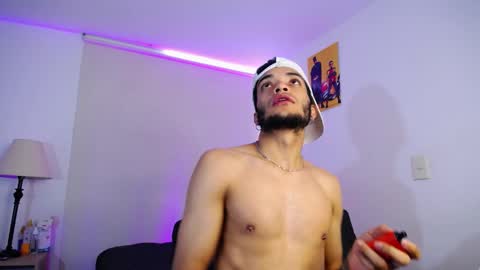 Eros online show from February 15, 12:33 pm