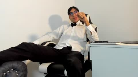 Eros Lux1 online show from June 20, 1:05 pm