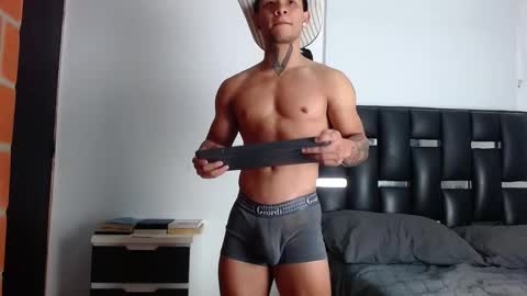 Eros online show from December 22, 5:21 pm