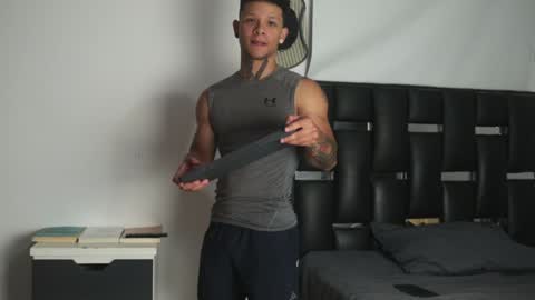 Snapshot of erosscott chatting on December 24, 1:59 am Eros online show from December 24, 1:59 am