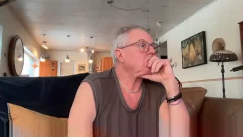 eros online show from February 21, 12:50 pm