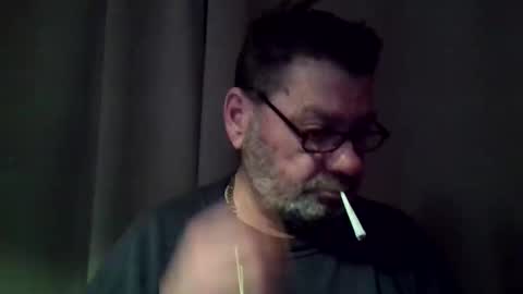 Erwins room welcome sound on online show from January 5, 9:25 pm