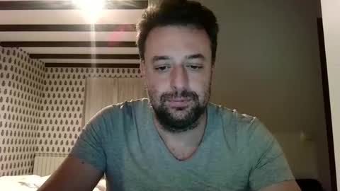 esibizionista 91 online show from January 22, 5:59 am