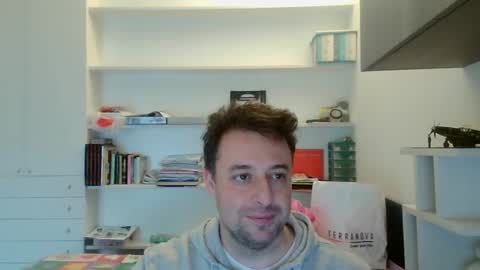 esibizionista 91 online show from January 30, 8:11 am