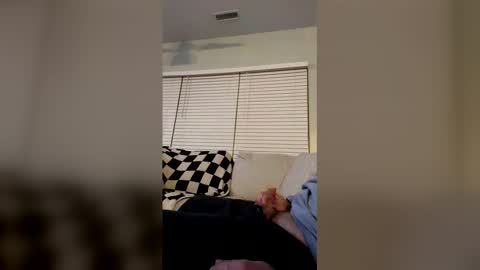 eskimobrotherz online show from January 11, 4:05 am