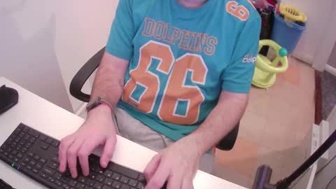 Morph online show from February 5, 8:35 pm