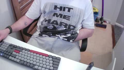 Morph online show from March 27, 8:54 pm