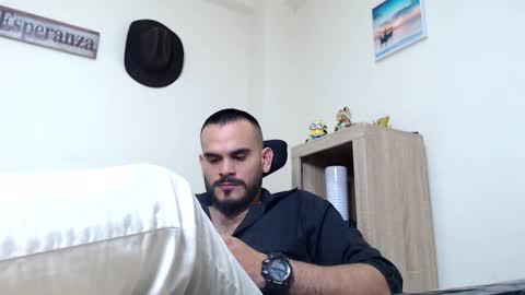 Esteban Fernandez online show from March 5, 8:32 am