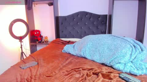 ESTEBAN online show from December 17, 9:27 pm