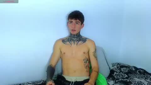 Esteban independent model online show from July 15, 10:38 pm