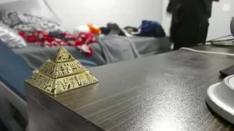 94Bottles online show from September 29, 2:10 am