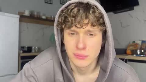 Alex online show from February 26, 7:37 pm