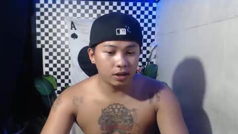 im esward tynn online show from December 14, 5:03 am